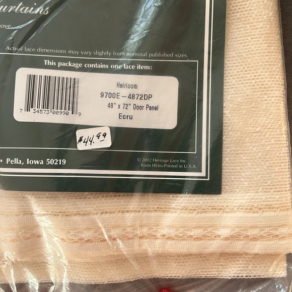 Single panel of Heritage Lace Door Panel style Heirloom 48” x 72” in Ecru - Picture 3 of 6